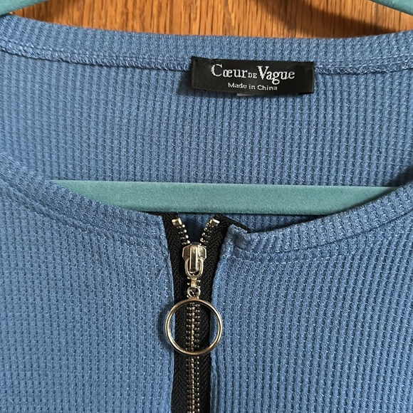 Blue and white zipper front, long sleeve shirt. Waffle fabric. Never worn! - Picture 2 of 3